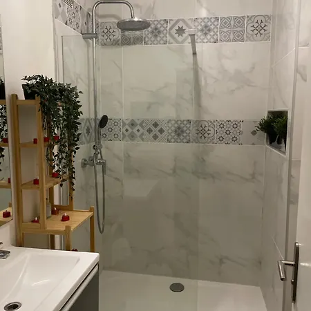 By Neptune - Rustique Jacuzzi