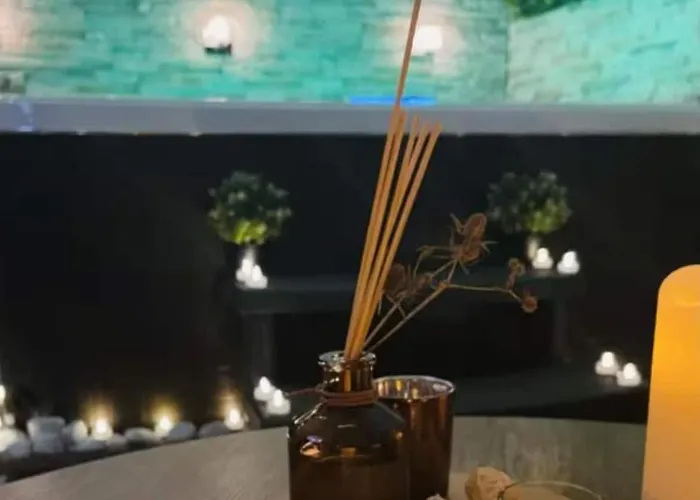 By Neptune - Rustique Jacuzzi *